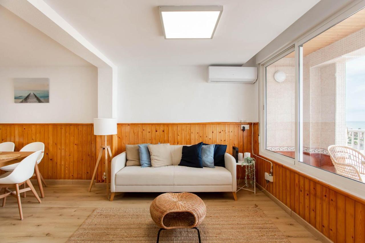 Spectacular With Sea View Apartment *