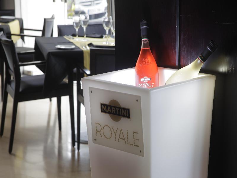 Alameda Plaza Hotel 4*