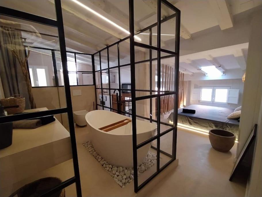 Apartamento Charming Loft In The Heart Of El Carmen *