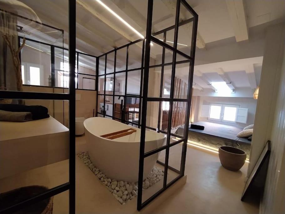 Charming Loft In The Heart Of El Carmen