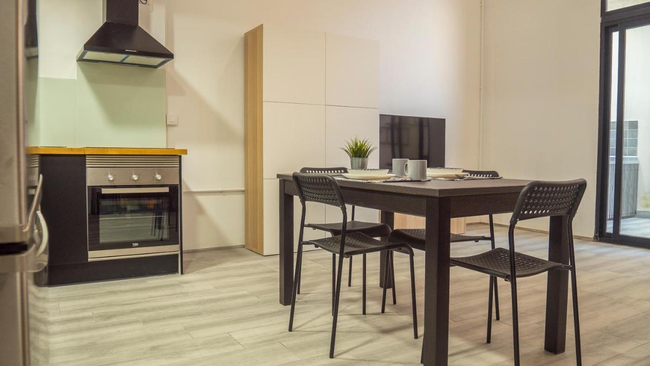 Amplio Apartamento Con Bicicletas