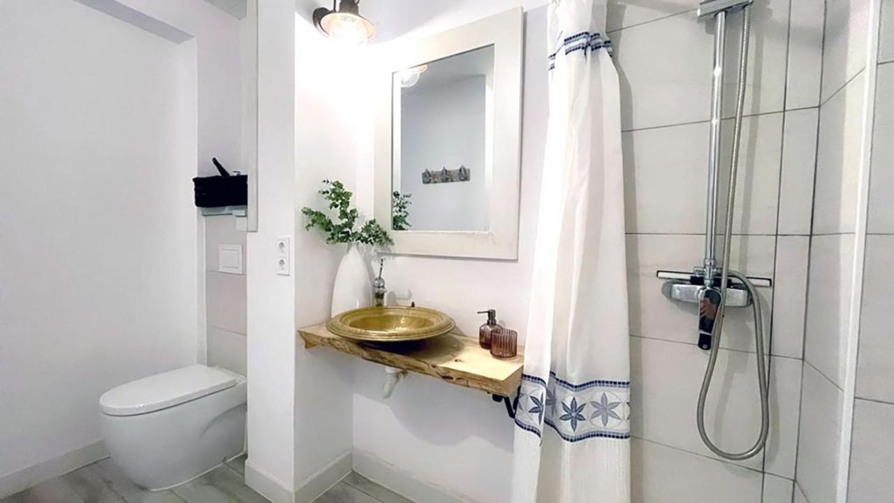 New Cozy Apartment, Wifi *