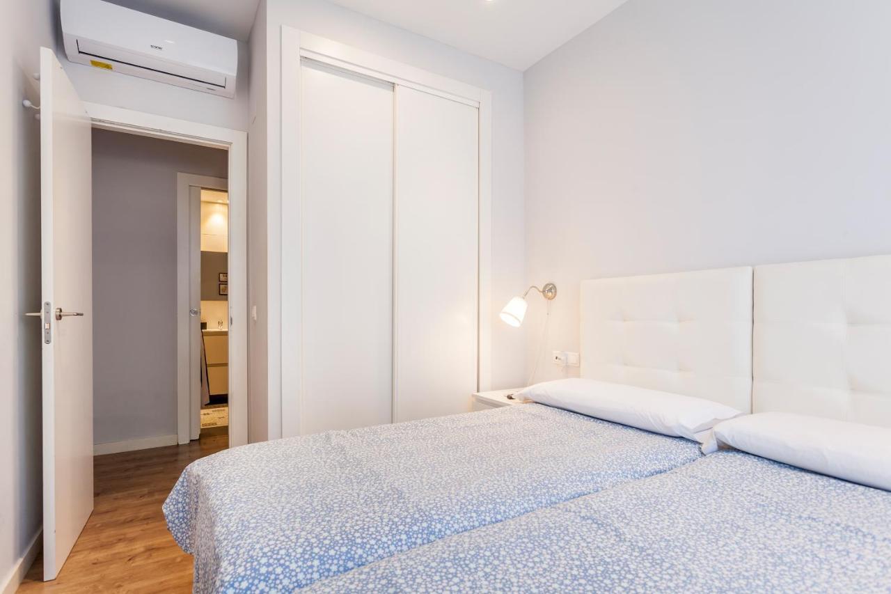 Apartamento Piso En La Playa, Wifi Gratis Y Ac *