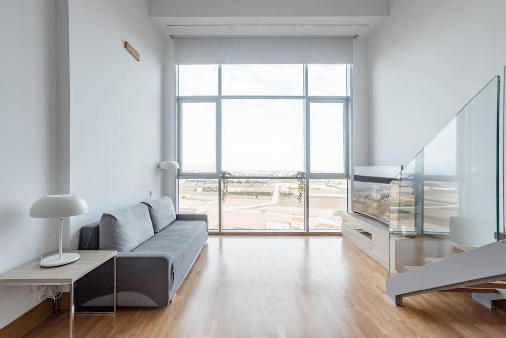 Duplex Loft Apartamento Silencioso. Parking Gratis
