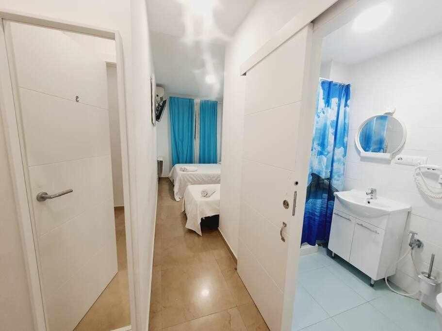 Apartamento Viviendaturisticavalencia 1 Valencia