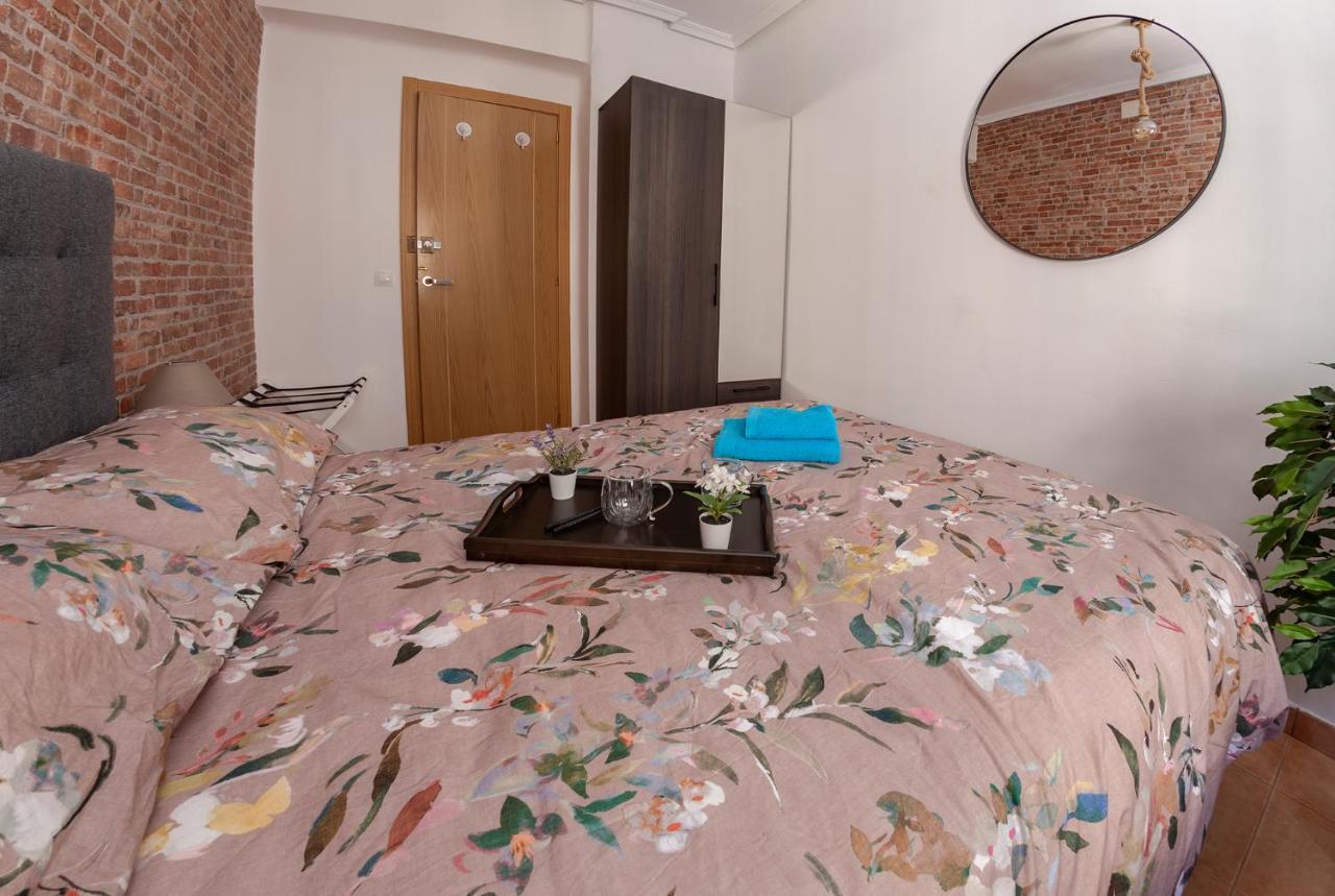 Luxury Artistic Digital Nomad 2 Bedroom W/terrace Apartamento Valencia