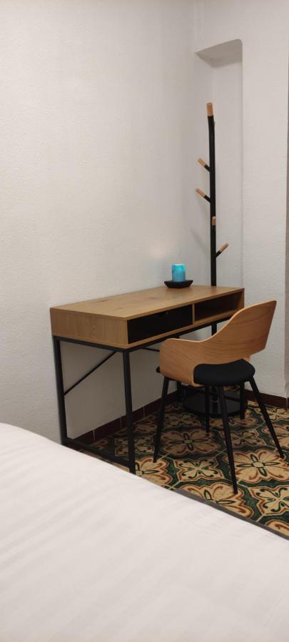 Habitacion Doble Cerca Al Centro. Homestay Valencia