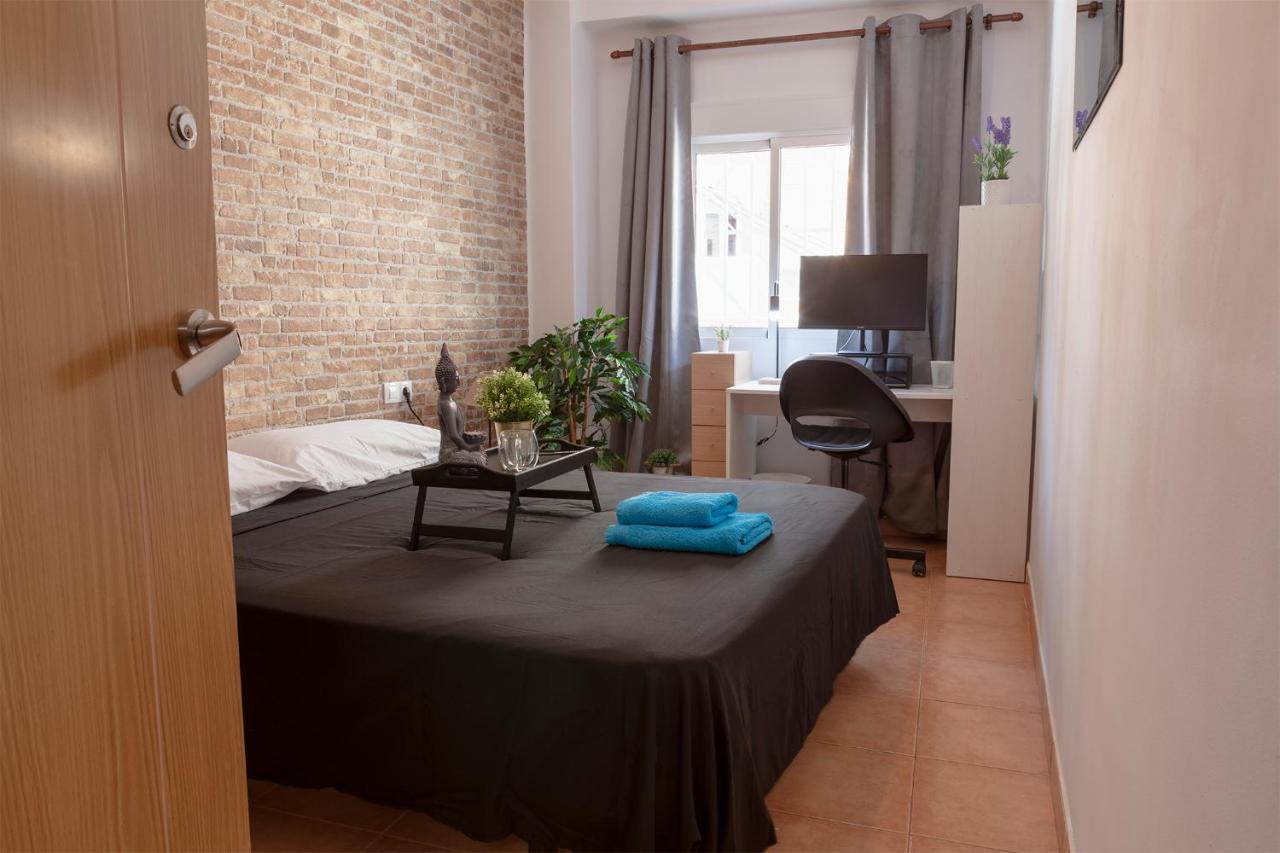 Luxury Artistic Digital Nomad 2 Bedroom W/terrace Apartamento Valencia