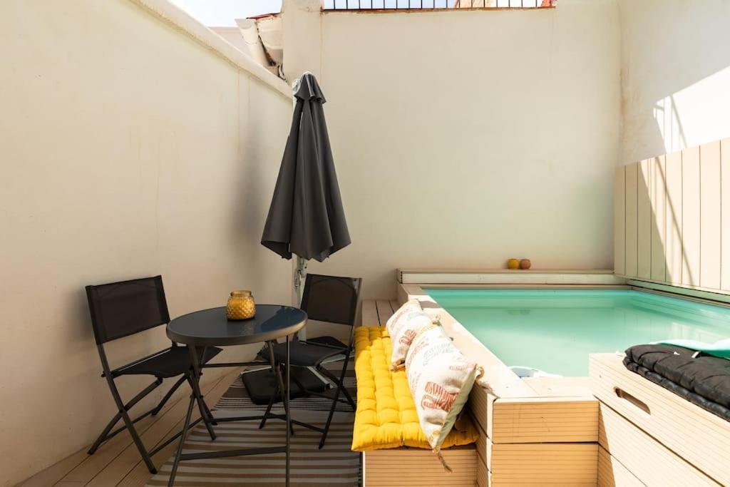Cozy Loft Patio+pool +wifi *