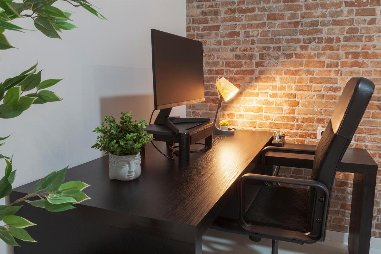 Digital Nomad Retreat 2 -great Location Near Metro Apartamento