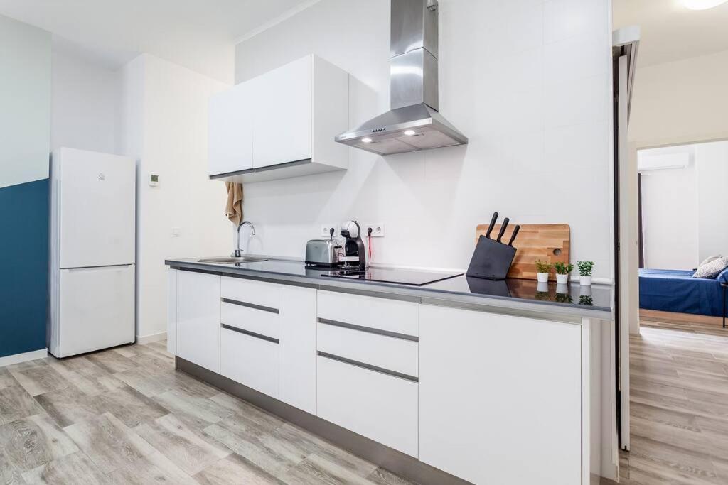 Apartamento Nuevo Cerca De La Playa Y Del Centro Valencia