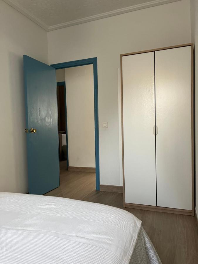 Modernized 3-bedroom Flat 500m To The Apartamento *
