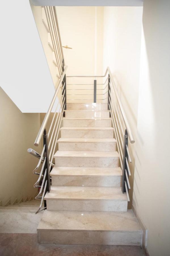 Penthouse Duplex In A 4 Floors Spanish House -8 Min To Center By Metro *
