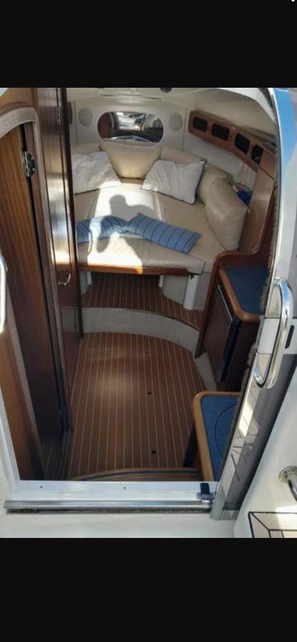 Hotel en barco Excelente Mini Yate *