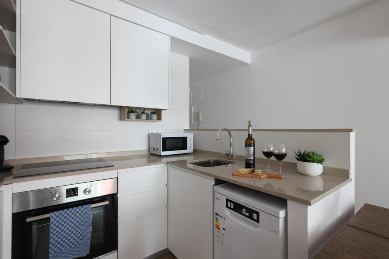 Florit Flats - The Apolo Apartment *