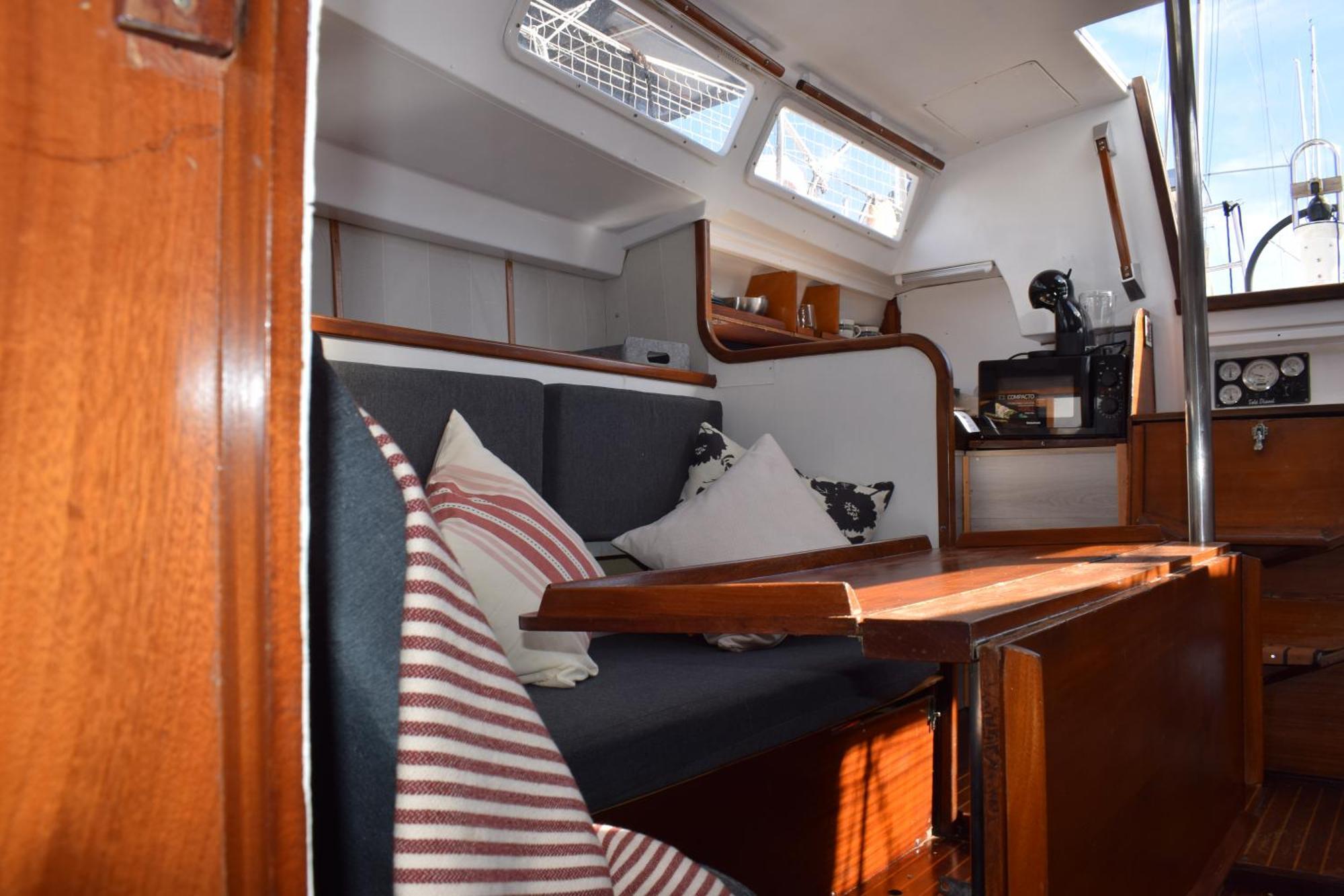 Velero En Puerto De - E&m Boats Hotel en barco