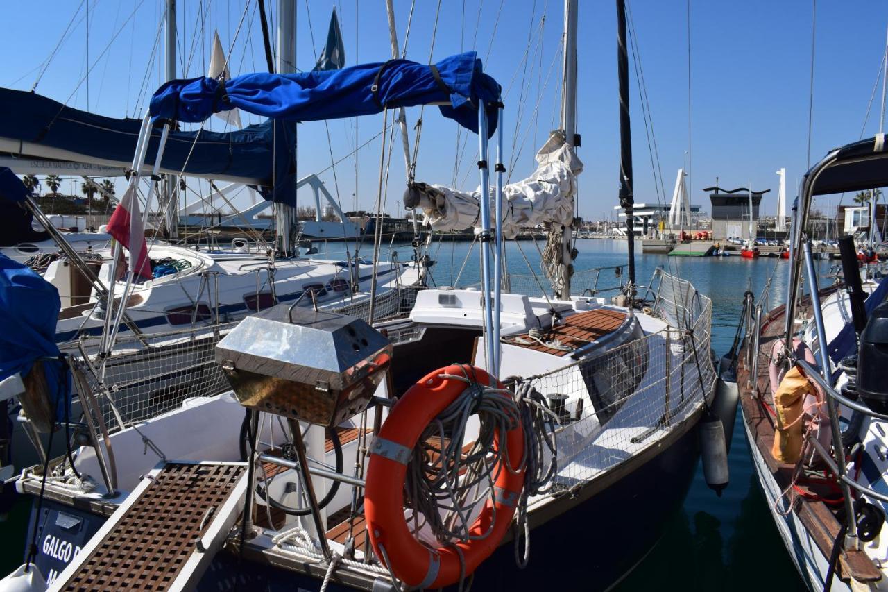 Hotel en barco Velero En Puerto De - E&m Boats