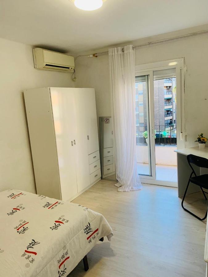 Relaxing Confortable Homestay Valencia