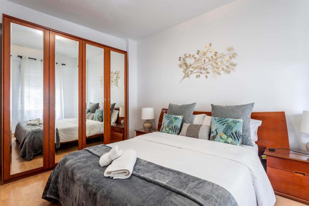 Apartamento Precioso Piso Moderno: Terraza, A/c, Netflix, Wifi Valencia
