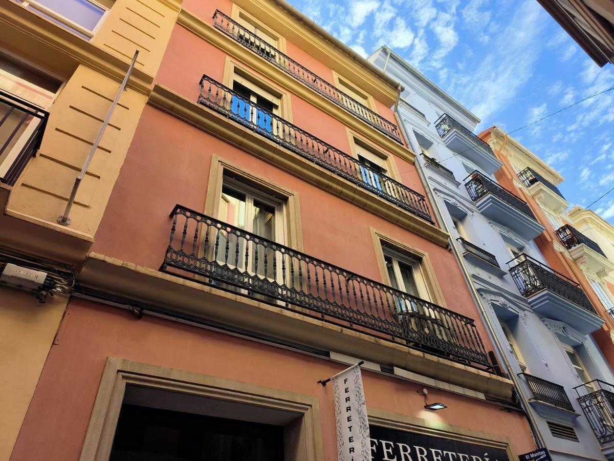 Flats Friends Nave Valencia