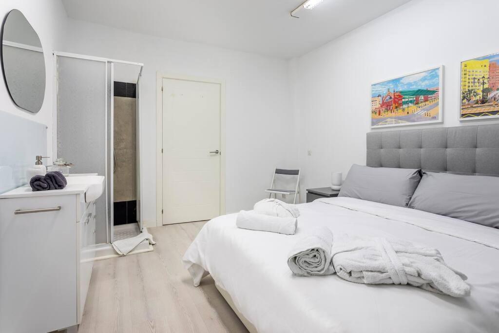 Piso En Zona Exclusiva Calle Colon Apartment