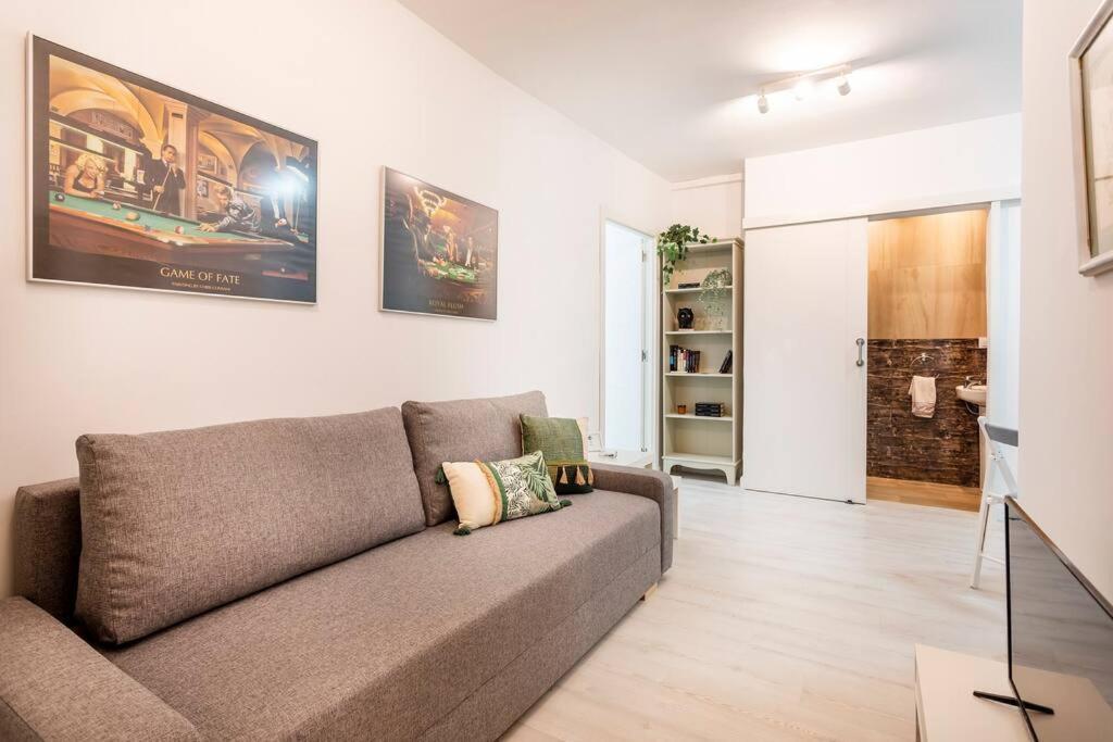 Piso En Zona Exclusiva Calle Colon Apartment