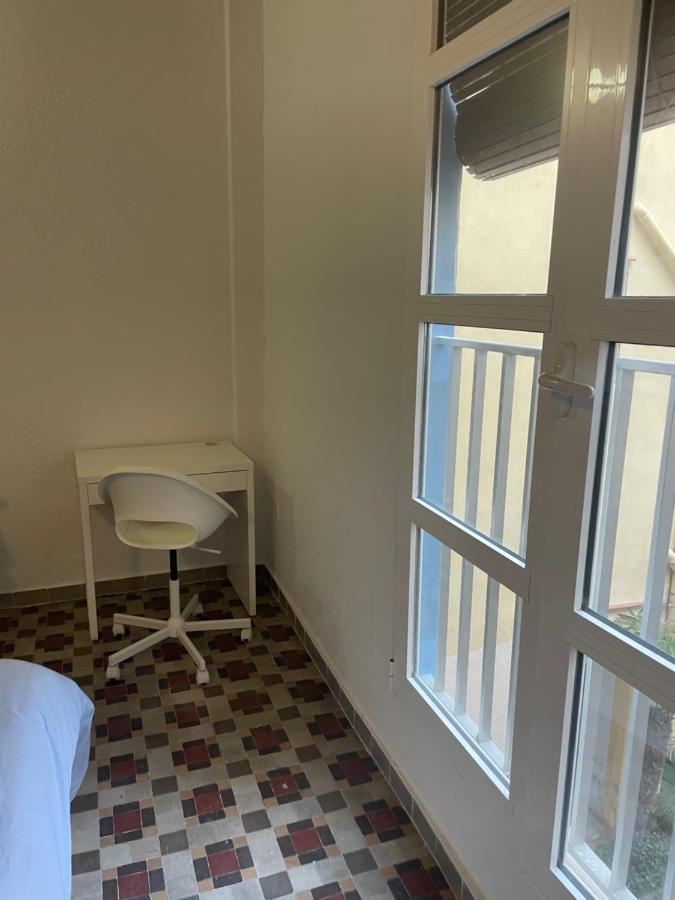 Alojamiento Ricar Apartamento *