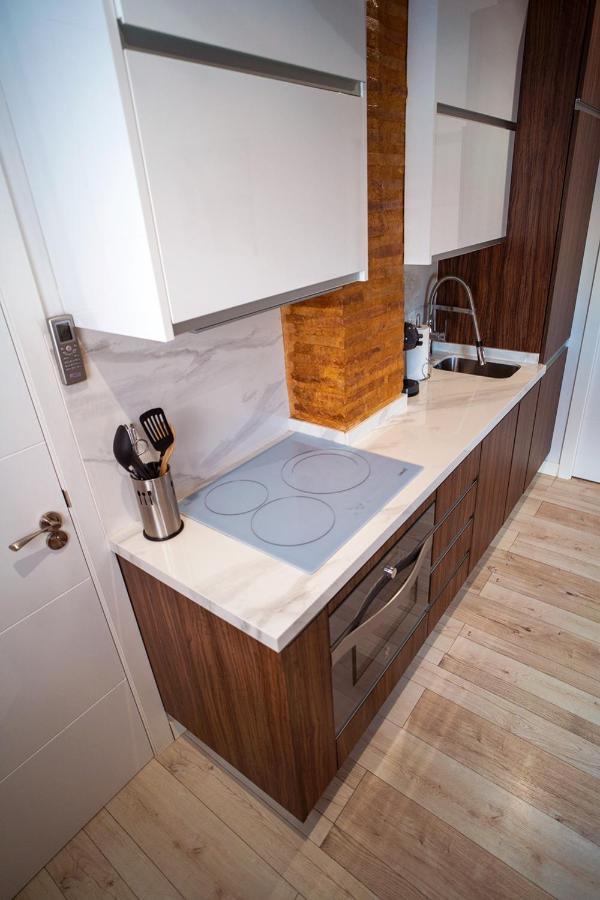 Atico Con Terraza Y Jacuzzi En El Centro Valencia
