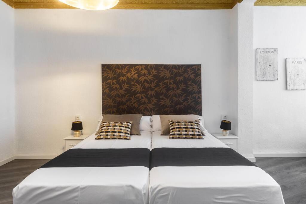 Bonito Y Amplio Piso Junto A La Plaza De Toros. Apartamento