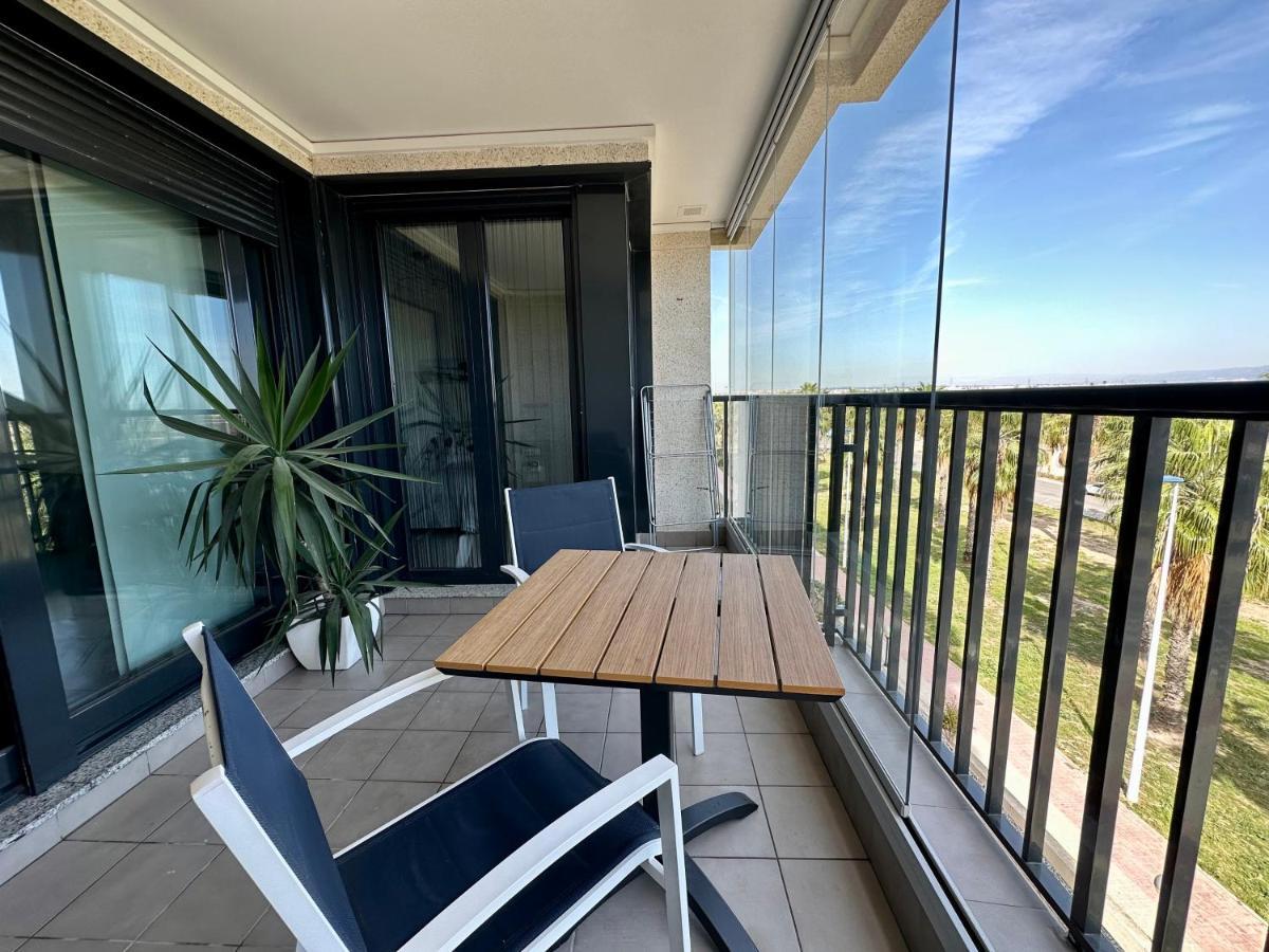 Sunny Patacona Seaview Apartment *