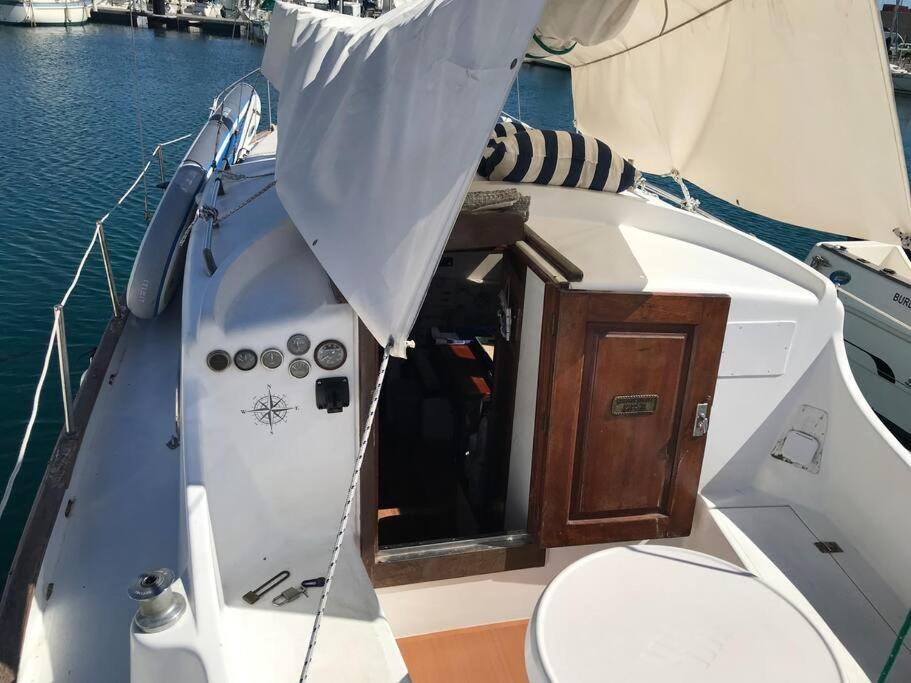 Hotel en barco Velero Menorquin Con Encanto Valencia