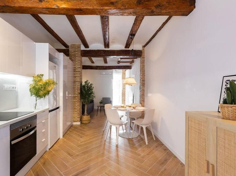 Beautiful Restored House With Terrace