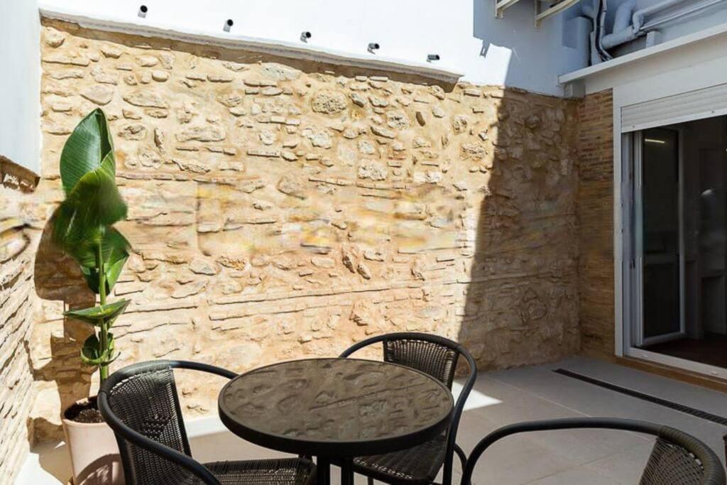 Beautiful Restored House With Terrace * Valencia