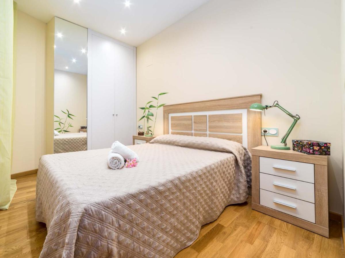 Apartamento Travel Habitat Jardines Rio Turia. Valencia