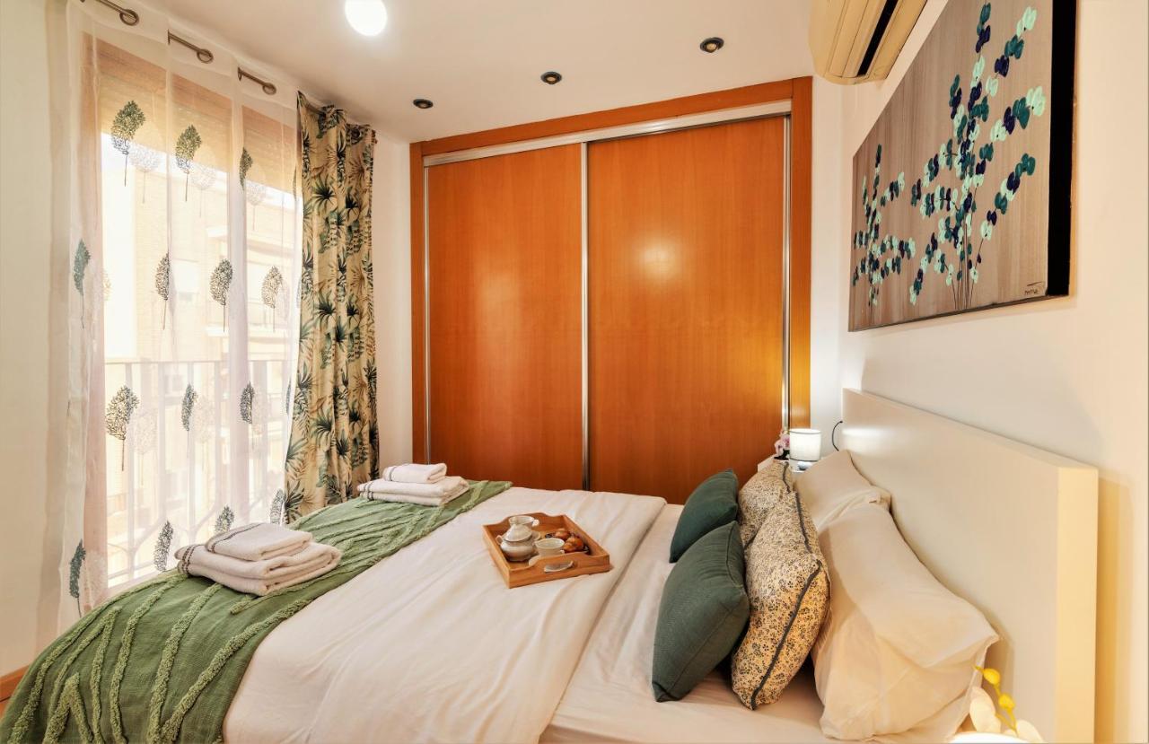 Apartment Penthouse Duplex In A 4 Floors Spanish House -8 Min To Center By Metro