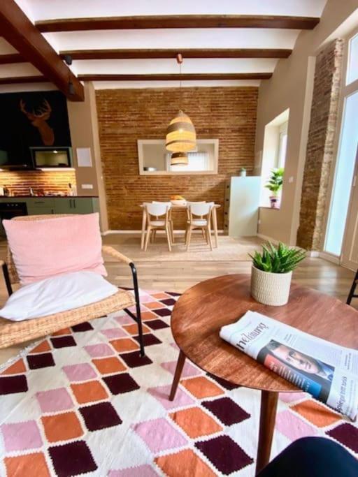 Lovely Flat In Apartamento *