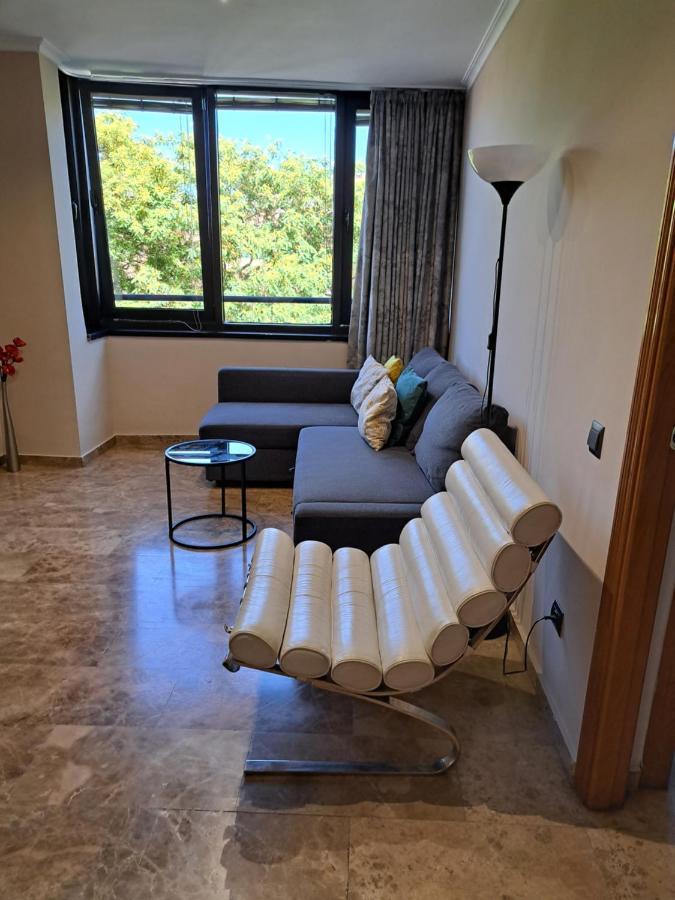 Apartamento En La Ciudad De Artes Y Ciencias *