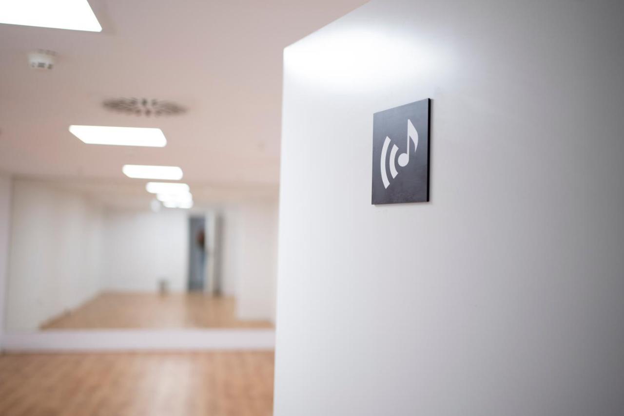 Micampus Avenida Del Puerto - Residencia De Estudiantes * Valencia
