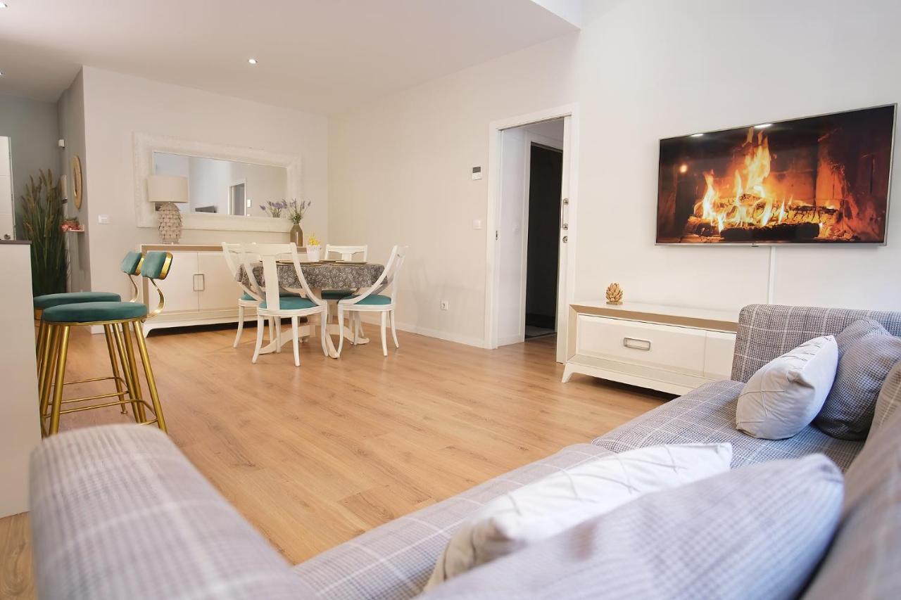 Apartamento Lujoso Hogar Cerca Del Casco Antiguo De La Ciudad *