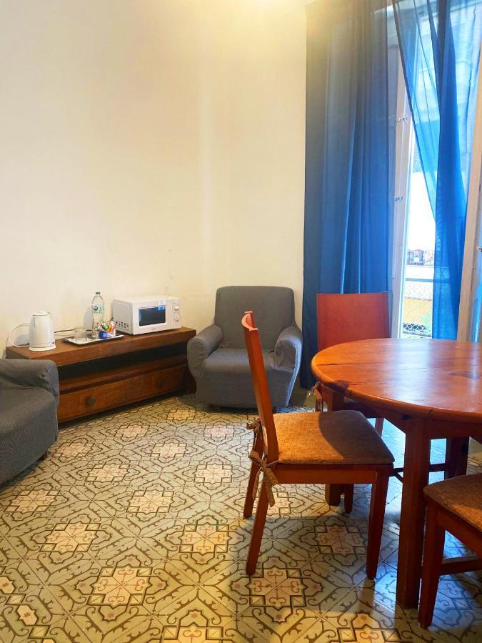 In La Petxina In Shared Habitación en casa particular *