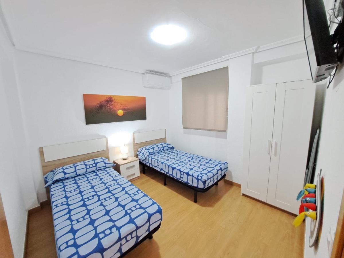 Centrico En Proximo Parada De Metro Angel Guimera Apartamento *