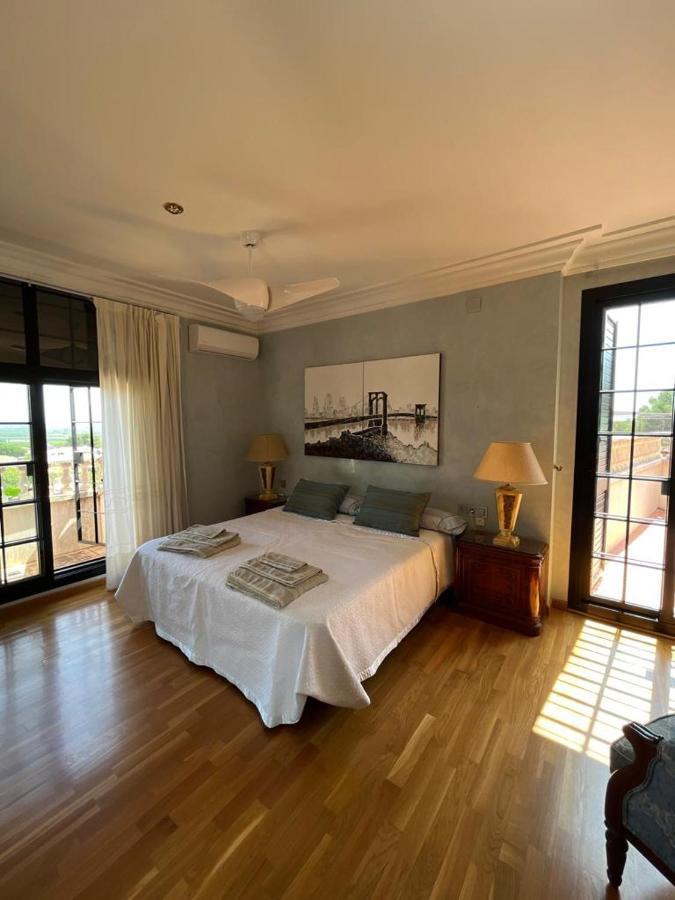 Exclusiva Cerca De & Playas Villa