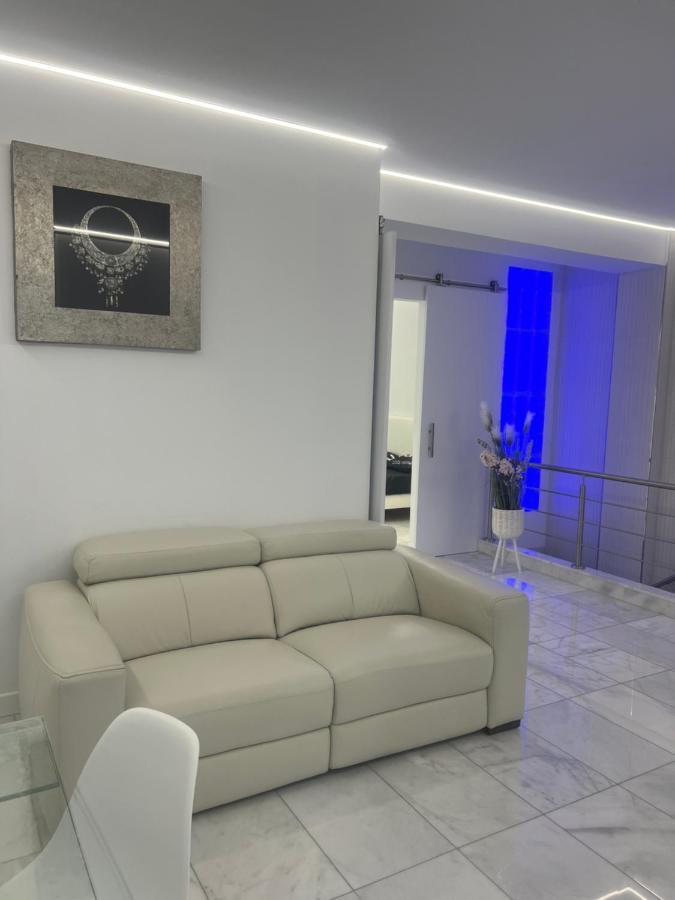 Сasa de vacaciones Deluxe House *