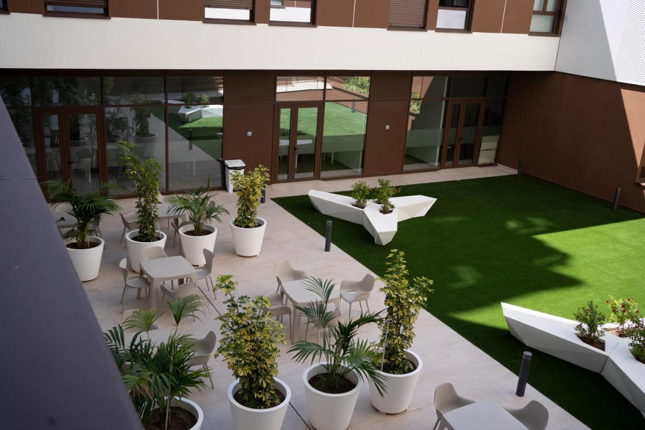 Micampus Avenida Del Puerto - Residencia De Estudiantes