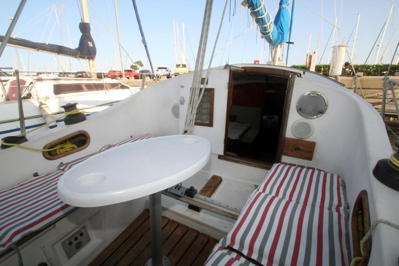 Hospedate En Un Velero En La Marina Sur De