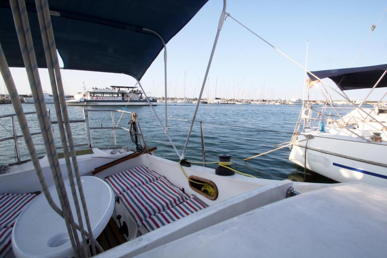 Botel Hospedate En Un Velero En La Marina Sur De