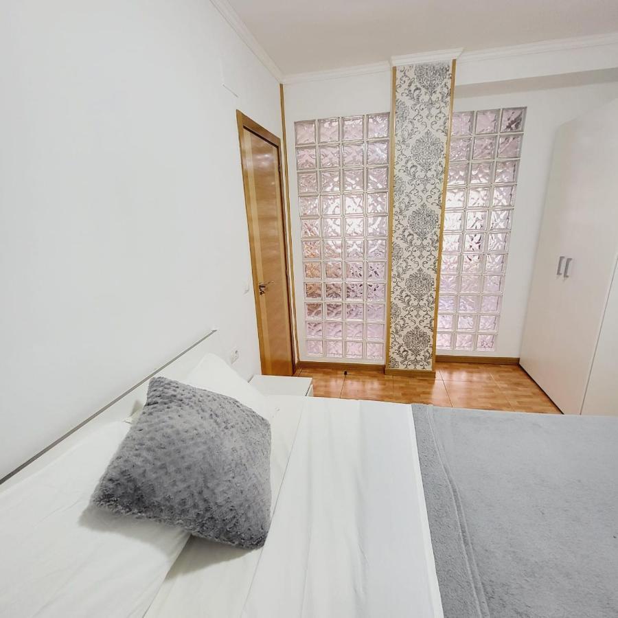 Apartamento Pintor 31 *