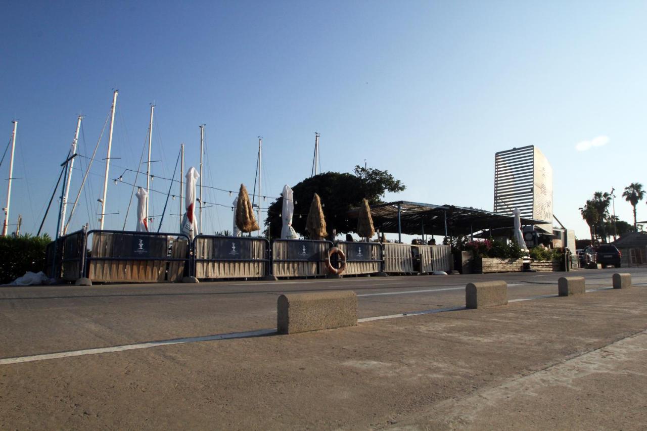 Hospedate En Un Velero En La Marina Sur De Botel *