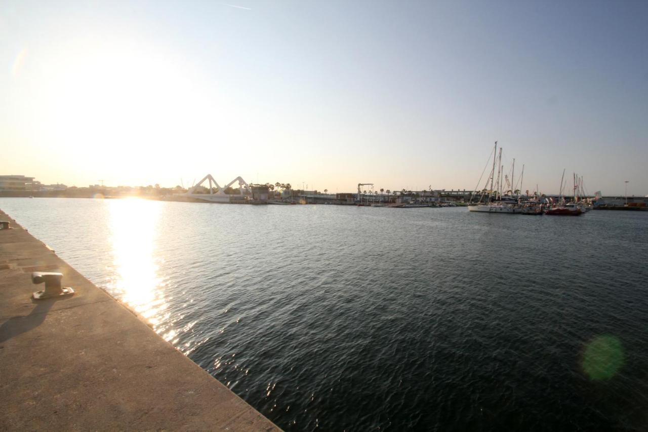 Hospedate En Un Velero En La Marina Sur De Botel