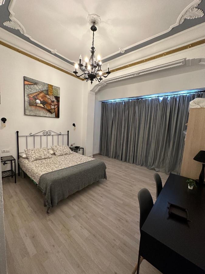 Flats Puente Ademuz De 3 Apartment